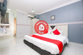 OYO 89587 Im Hotel